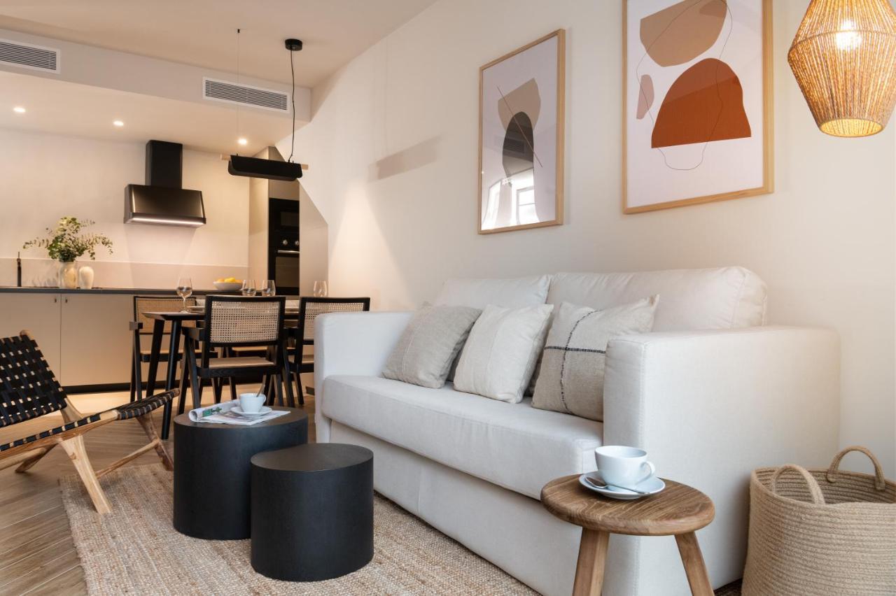 Magno Apartments Robles With Jacuzzi And Private Parking Sevilla Exterior foto